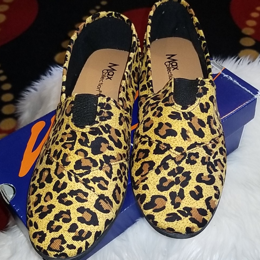 👣Max Collection💜 Mega Leopard Print Slip On footwear